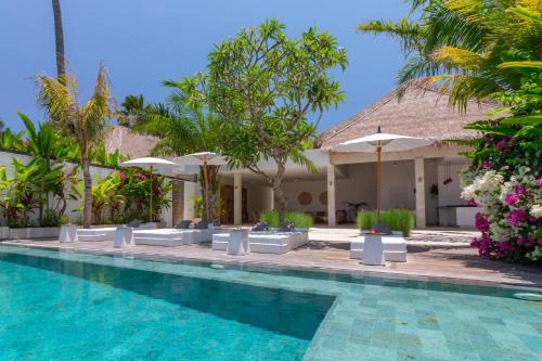 Lempuyang Boutique Hotel Room Type - Villa with Private Pool Lempuyang Boutique Hotel Room Type - Villa with Private Pool
