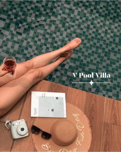 V Pool Villa in Sing Cong