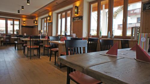 Étterem, Hotel Heimfeld Restaurant Cafe in Feichten