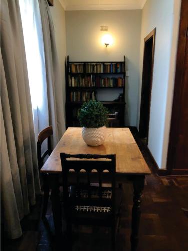 A szálláshely kívülről, Beesdam Guesthouse in North-West University