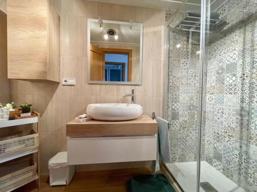 Apartment image 8