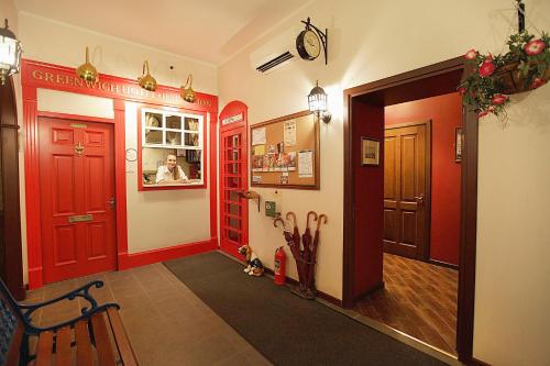 Greenwich by Friends - image 4