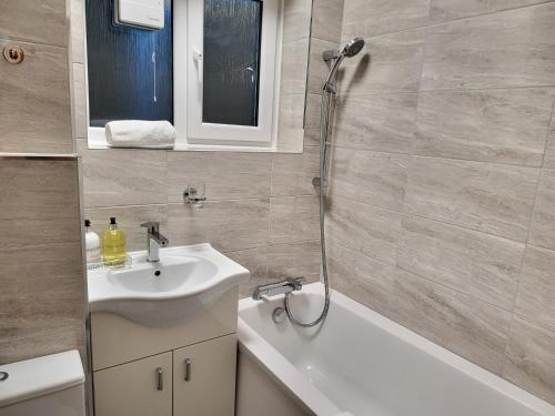 Picture of Garland Contemporary Central London Apartment