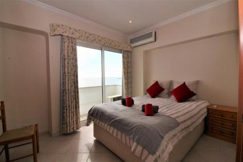  Waves View- Albufeira in Albufeira