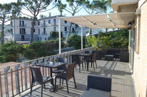 Mini Hotel - image 10