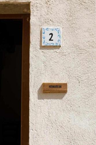 LEremoRifugio escursionistico10 min steep walk