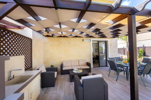 Villa Valentina in 파랄림니