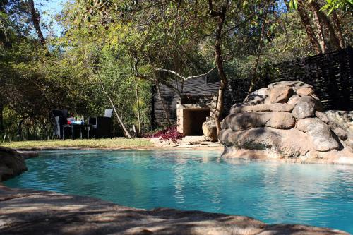Piscina, Thulamela Bed And Breakfast (Thulamela) in Hazyview