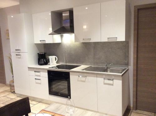 virtuve, DE LANDSHOEVE vakantiewoningen in Zwalm