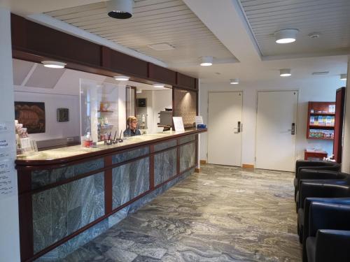 Hotel Cikada near สนามบินมารียาฮัมน์