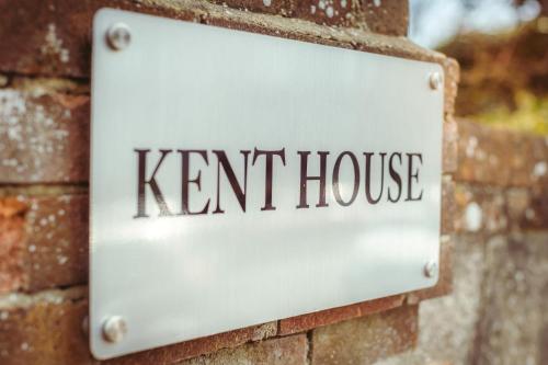 Picture of Kent House: Contemporary Flat Close To Seafront