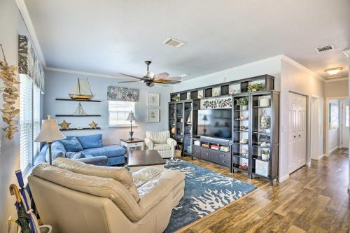 B&B Fort Myers - Chic Fort Myers Home Near Sanibel Island Causeway! - Bed and Breakfast Fort Myers