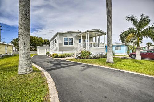 Fort Myers Home Near Sanibel Island Causeway