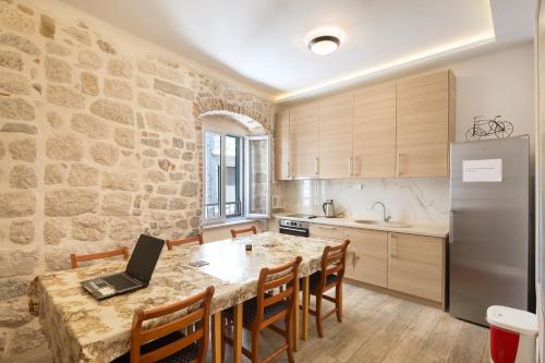 CENTRUM HOSTEL in Kotor