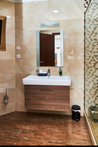 ROYAL BASIN RESORT - Photo 3