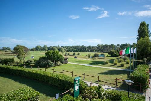 Cosmopolitan Golf & Beach Resort - image 6