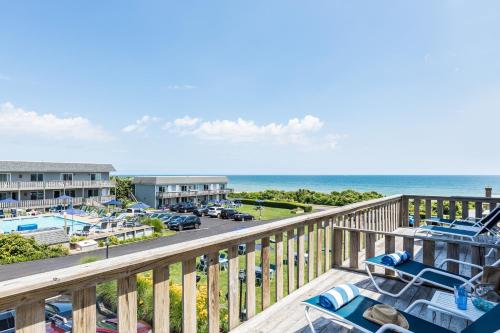 Hartman's Briney Breezes Beach Resort - 발코니/테라스