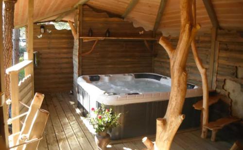 Karstais baseins, La Cabane du Bandit in Pietroso