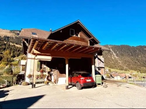 Gemütliche Ferienwohnung im Berner Oberland in Sankt Stephan, Schweiz