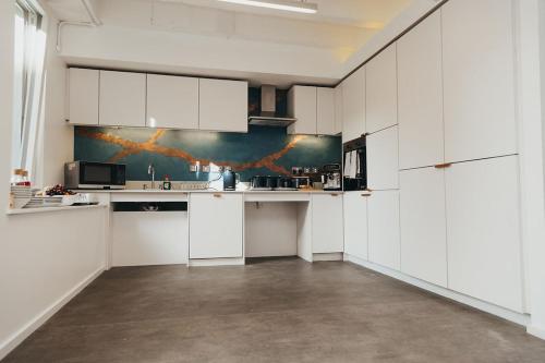 Konyha, The Quarter by the Warren Collection near Cave Hill Country Park