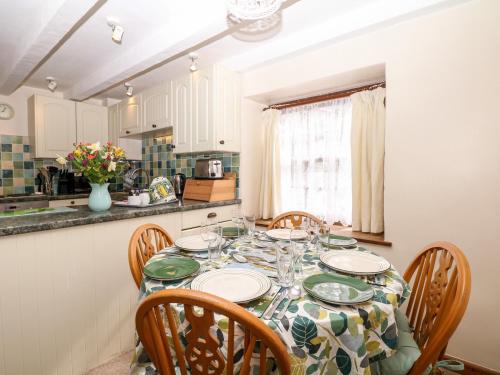 Swift Cottage - image 9