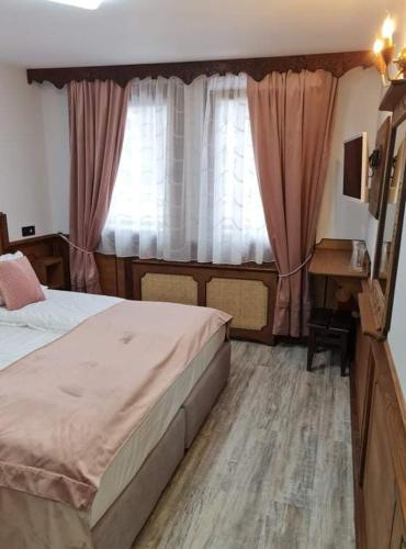 Chuchura Family Hotel - image 6