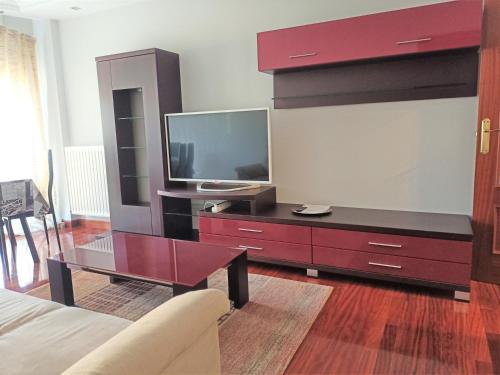  Apartamento de 3 habitaciones terraza, Wi-Fi y garaje in Ampuero