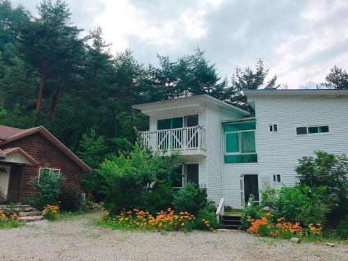 B&B Yangyang - Blue Sky Milky Way Pension - Bed and Breakfast Yangyang