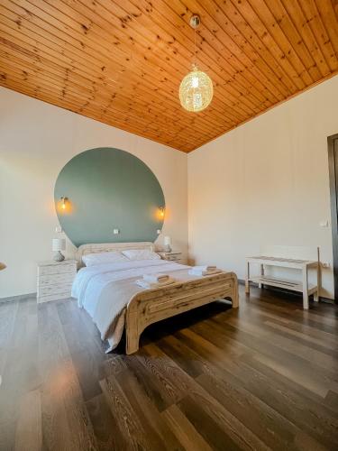 Island Apartments - image 13