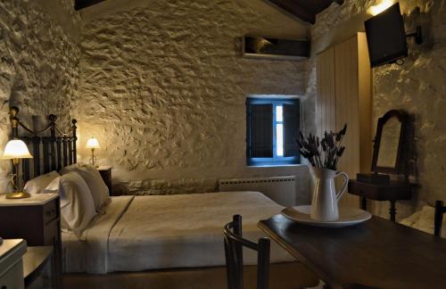 Lithos Stone Suites