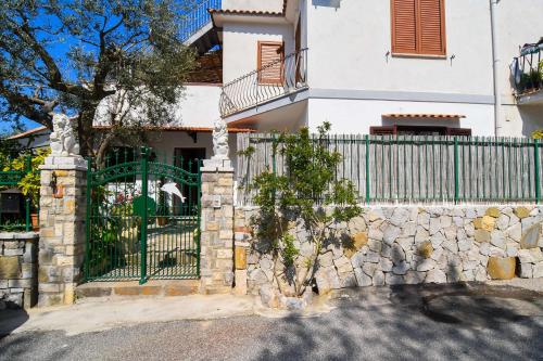 Villa image 10