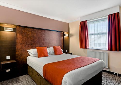 Dragonfly Hotel Colchester - image 11