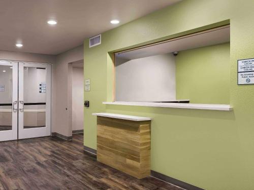 WoodSpring Suites Pecos