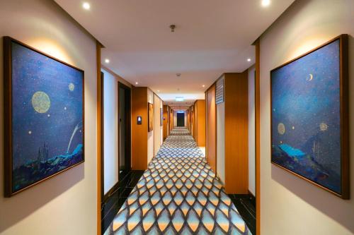 The Rumi Hotel & Residences in 杜尚貝