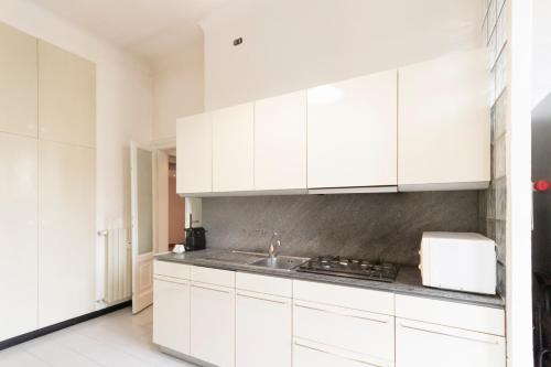 Washington Apartment - image 14