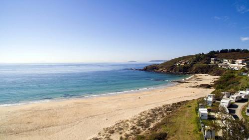 Duerming Montalvo Playa Hotel - image 3