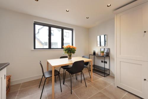 Home with sea views next to the beach! Home with sea views next to the beach!