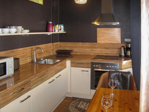 Apartment Schlüterstrasse by Interhome, Berlino (foto 9)