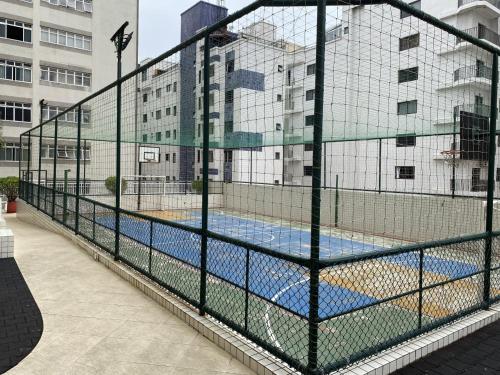 กีฬาและกิจกรรมสันทนาการ, Apartamento decorado 50 metros da praia in วีลาอัสซุงเกา