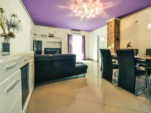 Apartment Anic-3 by Interhome in 奧布羅瓦茨