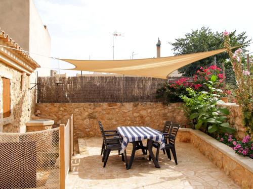  Holiday Home Can Xesquet - CDO245 by Interhome in SHorta