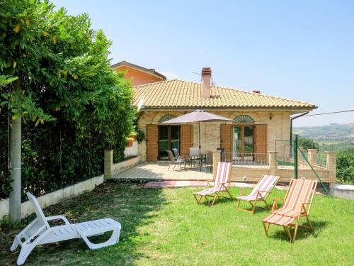 B&B Picciano - Holiday Home Gabriele by Interhome - Bed and Breakfast Picciano