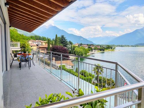  Apartment Ciclamino - GLA127 by Interhome in Gera Lario