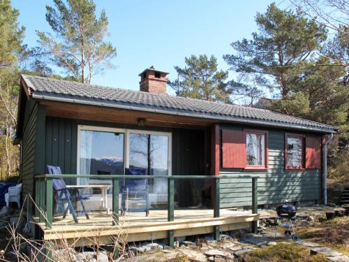 Holiday Home Hjartnesvika - FJH662 by Interhome