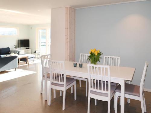 Apartment Huglavika by Interhome in Ytrebygda