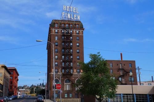 Finlen Hotel and Motor Inn - 출입구