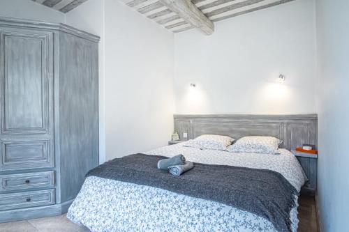 Gîte tout confort - jardin et piscine - Lagnes