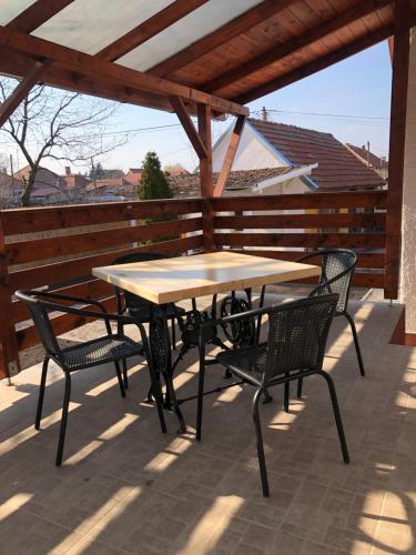 Mormota Vendeghaz in Mezokovesd