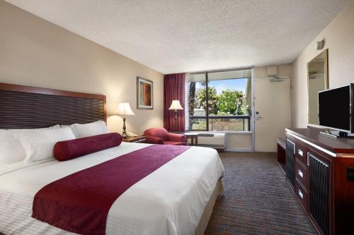 Ramada by Wyndham Sunnyvale/Silicon Valley