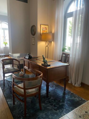 gedeelde lounge/tv-ruimte, Villa Promenade in Burgas